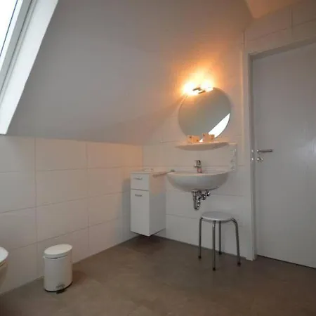 Holiday home Wattwurm-willi-i